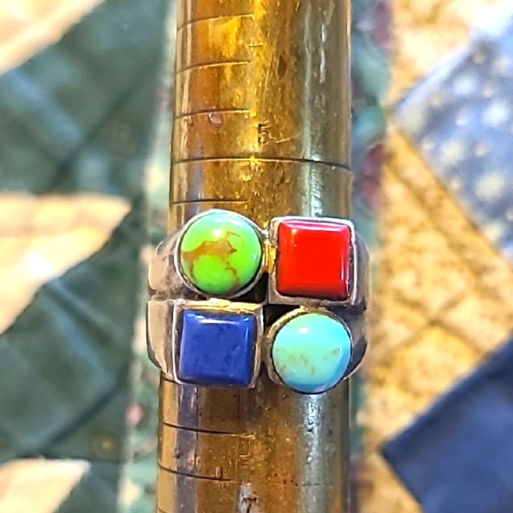 Vintage multi stone ring Sz 6
